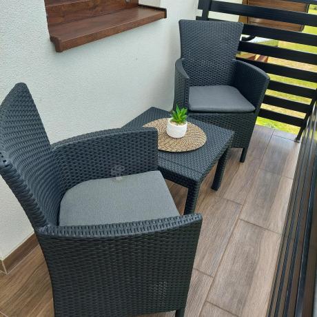 Grafitowy zestaw balkonowy