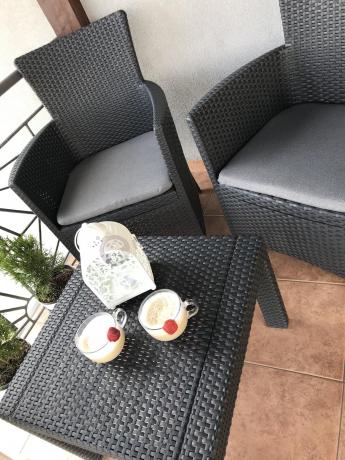 Grafitowy zestaw balkonowy