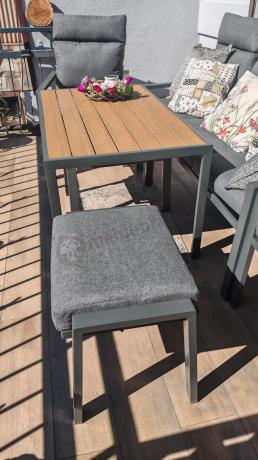 Grafitowy zestaw mebli metalowych na taras Doros Dining + pufy wysokie oparcie - Polywood Dark Grey