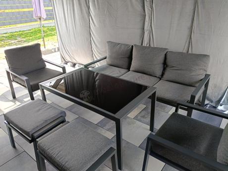Grafitowy zestaw mebli metalowych na taras Sodor Dining + pufy - Dark Grey