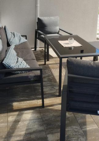 Grafitowy zestaw mebli metalowych na taras Sodor Dining + pufy - Dark Grey
