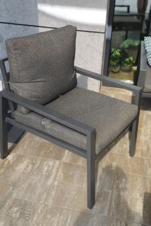 Grafitowy zestaw mebli metalowych na taras Sodor Dining + pufy - Dark Grey