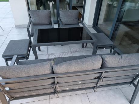 Grafitowy zestaw mebli metalowych na taras Sodor Dining + pufy - Dark Grey