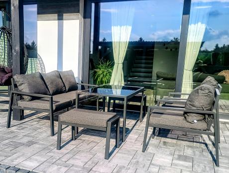 Grafitowy zestaw mebli metalowych na taras Sodor Dining + pufy - Dark Grey