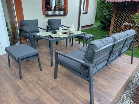 Grafitowy zestaw mebli metalowych na taras Sodor Dining + pufy - Dark Grey