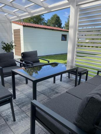 Grafitowy zestaw mebli metalowych na taras Sodor Dining + pufy - Dark Grey