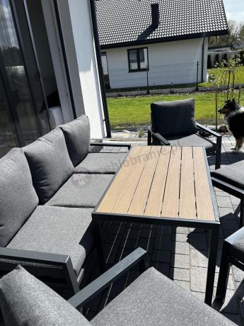 Grafitowy zestaw mebli metalowych na taras Sodor Dining + pufy - Dark Grey Polywood