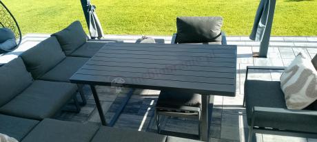 Grafitowy zestaw mebli na taras - narożnik modułowy, wysoki stół, fotele i pufy - Panaon Corner XXL - DG