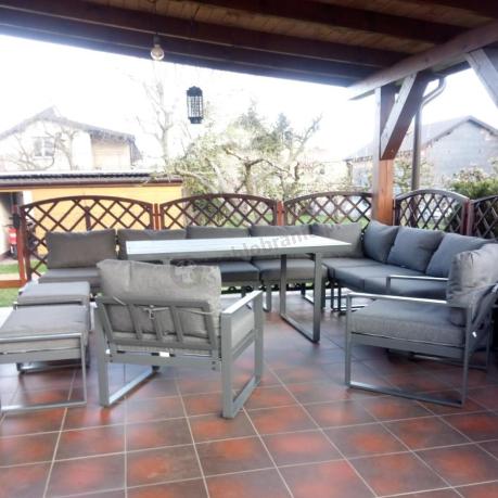 Grafitowy zestaw mebli na taras - narożnik modułowy, wysoki stół, fotele i pufy - Panaon Corner XXL - DG