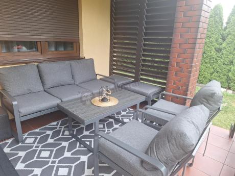 Grafitowy zestaw mebli na taras - sofa 175cm, 2 fotele i 2 pufy - Panaon Dining DG