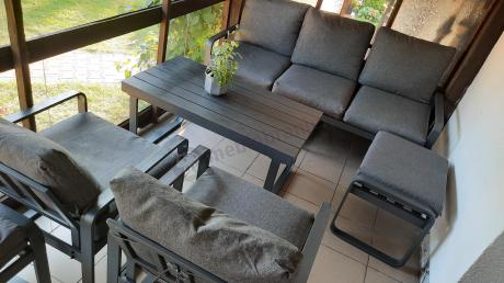 Grafitowy zestaw mebli na taras - sofa 175cm, 2 fotele i 2 pufy - Panaon Dining DG