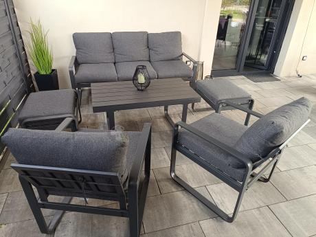 Grafitowy zestaw mebli na taras - sofa 175cm, 2 fotele i 2 pufy - Panaon Dining DG