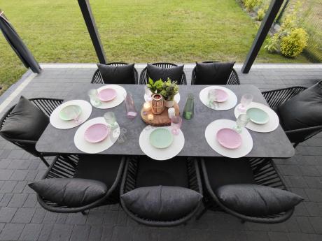 Grafitowy zestaw mebli obiadowych na taras dla 8 osób - Kostto Dining 8+1