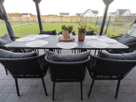 Grafitowy zestaw mebli obiadowych na taras dla 8 osób - Kostto Dining 8+1