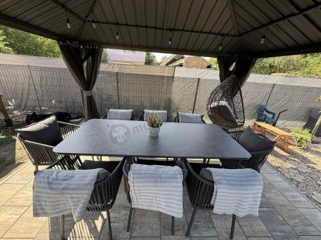 Grafitowy zestaw mebli obiadowych na taras dla 8 osób - Kostto Dining 8+1