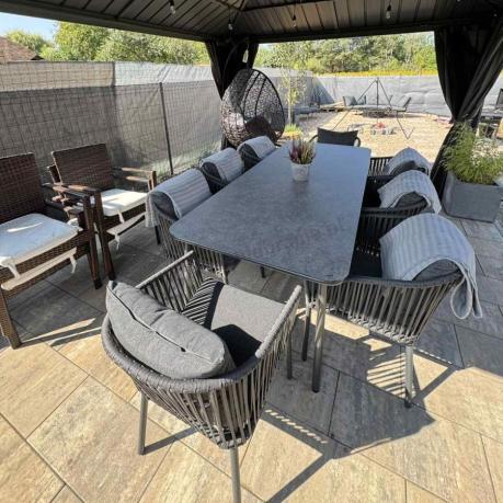 Grafitowy zestaw mebli obiadowych na taras dla 8 osób - Kostto Dining 8+1