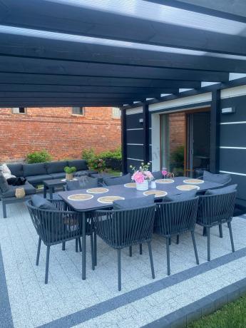 Grafitowy zestaw mebli obiadowych na taras dla 8 osób - Kostto Dining 8+1