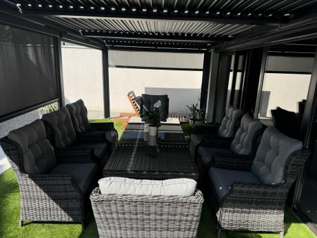 Grafitowy zestaw mebli obiadowych na taras Laritto 8+1 stół 220cm