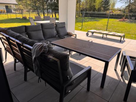 Grafitowy zestaw mebli ogrodowych z narożnikiem i dwoma fotelami Doros Corner XL - Polywood Dark Grey