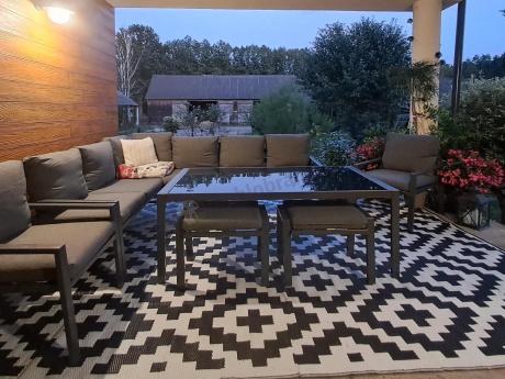 Grafitowy zestaw mebli ogrodowych z narożnikiem i dwoma fotelami Sodor Corner XL - Dark Grey