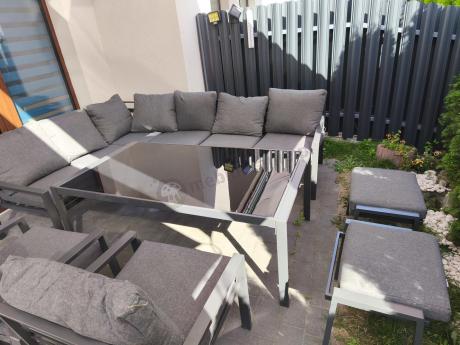 Grafitowy zestaw mebli ogrodowych z narożnikiem i dwoma fotelami Sodor Corner XL - Dark Grey