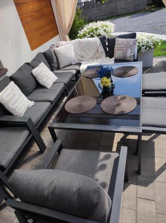 Grafitowy zestaw mebli ogrodowych z narożnikiem i dwoma fotelami Sodor Corner XL - Dark Grey