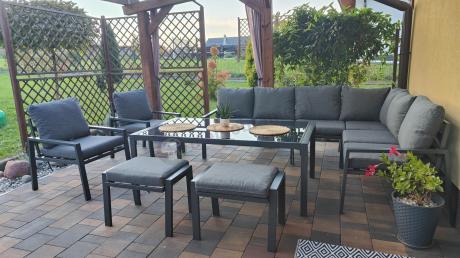 Grafitowy zestaw mebli ogrodowych z narożnikiem i dwoma fotelami Sodor Corner XL - Dark Grey