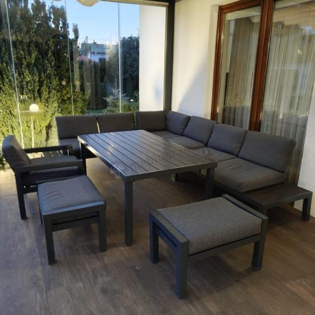 Grafitowy zestaw mebli z narożnikiem i wysokim stołem Calamba Corner XL