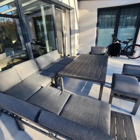 Grafitowy zestaw mebli z narożnikiem i wysokim stołem Calamba Corner XL