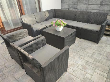 Grafitowy zestaw narożny 172 x 222 cm, z dwoma fotelami i skrzynią ze schowkiem