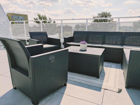 Grafitowy zestaw narożny 172 x 222 cm, z dwoma fotelami i skrzynią ze schowkiem