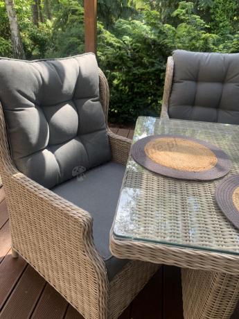 Jasne technorattanowe meble obiadowe na taras - stół + 8 foteli Laritto - Creme