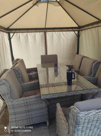 Jasne technorattanowe meble obiadowe na taras - stół 220cm + 8 foteli Laritto - Beige