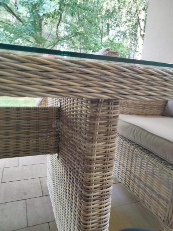 Jasne technorattanowe meble obiadowe na taras - stół 220cm + 8 foteli Laritto - Beige