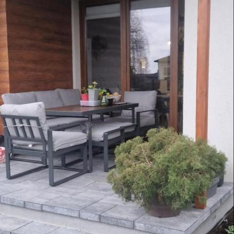 Komplet mebli metalowych do ogrodu dla 7 osób ze stołem obiadowym - Panaon Dining Light Grey