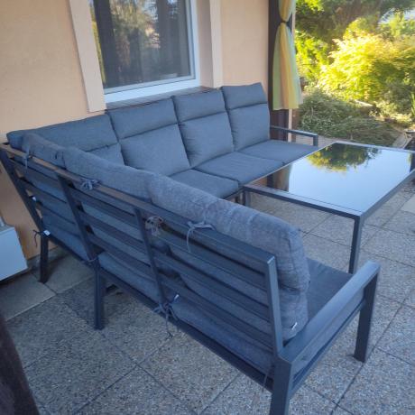 Komplet mebli na taras - narożnik 184x239cm, 2 pufy, stół 120cm - Doros Corner XL - Dark Grey