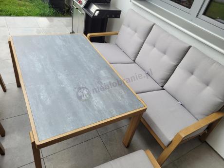 Komplet mebli na taras z sofą, dwoma fotelami i pufami - imitacja drewna - Tavaro Dining Wood