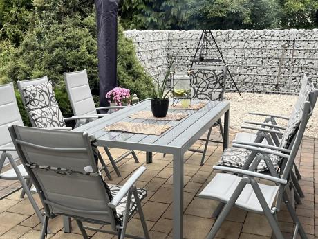 Komplet mebli obiadowych do ogrodu - stół i 8 regulowanych foteli - Kanbery Silver 8+1