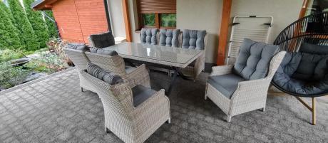 Komplet mebli obiadowych z technorattanu - stół z nogą X + 8 foteli - Laritto Creme