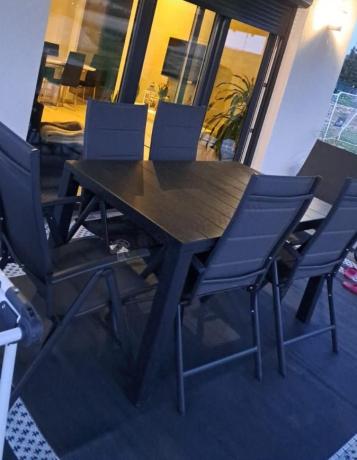 Komplet mebli ogrodowych dla 10 osób KJD10 ze składanymi krzesłami aluminiowymi