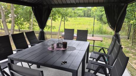 Komplet mebli ogrodowych dla 10 osób KJD10 ze składanymi krzesłami aluminiowymi