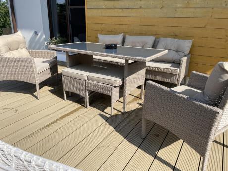 Komplet mebli ogrodowych technorattan dla 7 osób Perata Dining Natural