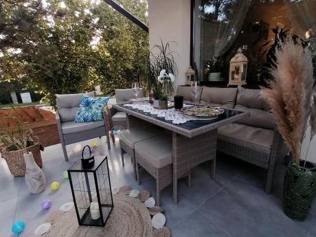 Komplet mebli ogrodowych technorattan dla 7 osób Perata Dining Natural