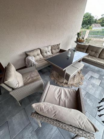Komplet mebli ogrodowych technorattan dla 7 osób Perata Dining Natural
