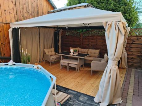 Komplet mebli ogrodowych technorattan dla 7 osób Perata Dining Natural