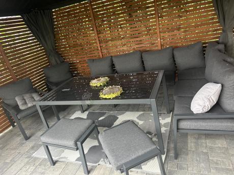 Komplet mebli ogrodowych z narożnikiem i wysokim stołem 160cm, fotelami i pufami Sodor Corner XL - Dark Grey