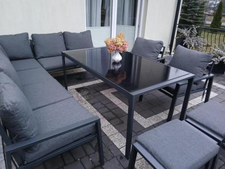 Komplet mebli ogrodowych z narożnikiem i wysokim stołem 160cm, fotelami i pufami Sodor Corner XL - Dark Grey