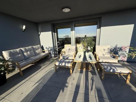 Komplet mebli ogrodowych z sofą, regulowanymi fotelami i pufami - drewniany - Tavaro Dining Plus Wood