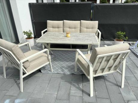 Komplet mebli tarasowych dla 5 osób z sofą 190cm - Elke Dining - White