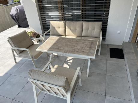 Komplet mebli tarasowych dla 5 osób z sofą 190cm - Elke Dining - White